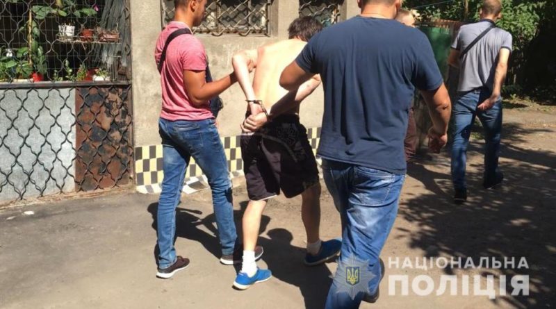 В Одессе обнаружен преступник, напавший на школьниц