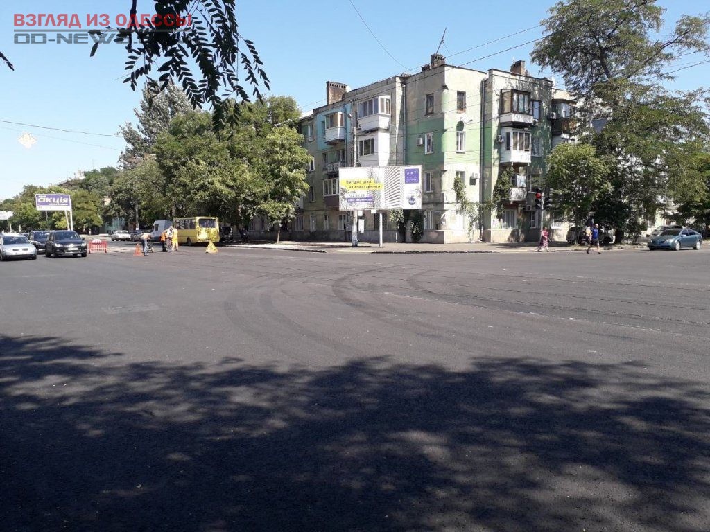 Популярный перекресток в Одессе снова открыт для проезда