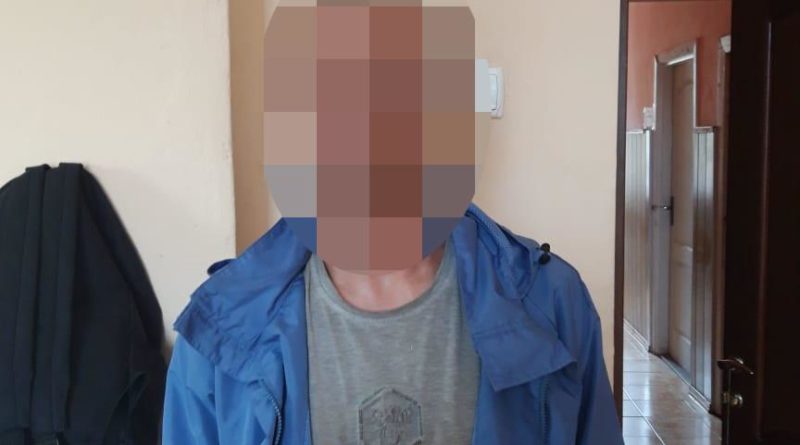 Одесская область: мужчине, похищавшему таблички с могил, грозит тюрьма