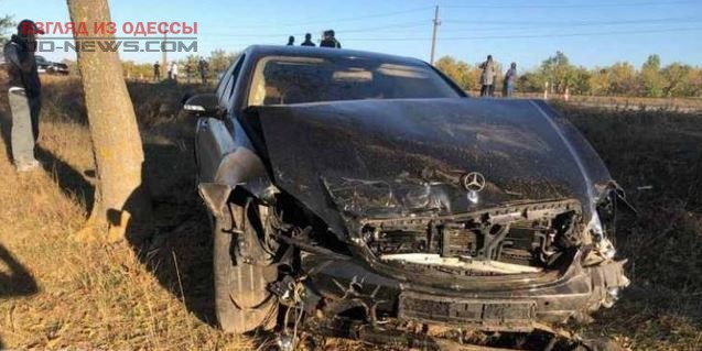 В Одесской области произошло сокрушительное ДТП с дрифтующим авто