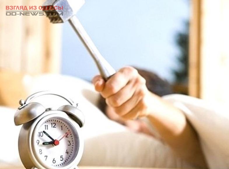 Одесситы смогут поспать на час дольше: перевод часов на зимний период