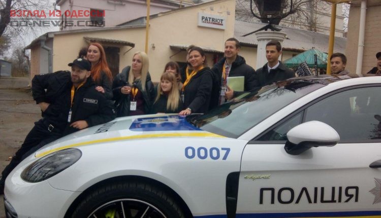 В Одессе замечен полицейский автомобиль Porshe Panamera