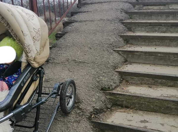 В Одессе есть «оригинальный» пандус для инвалидов