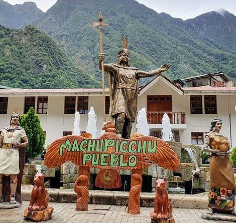 Одессит на велосипеде посетил древний город в горах Мачу Пикчу