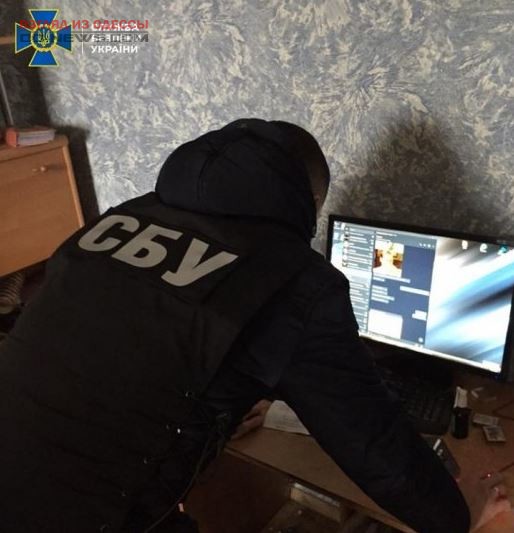 Одесских хакеров задержали за кражу денег со счетов госпредприятий