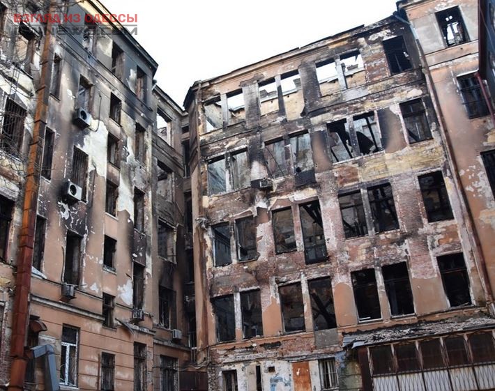 Здание сгоревшего колледжа в Одессе попытаются законсервировать