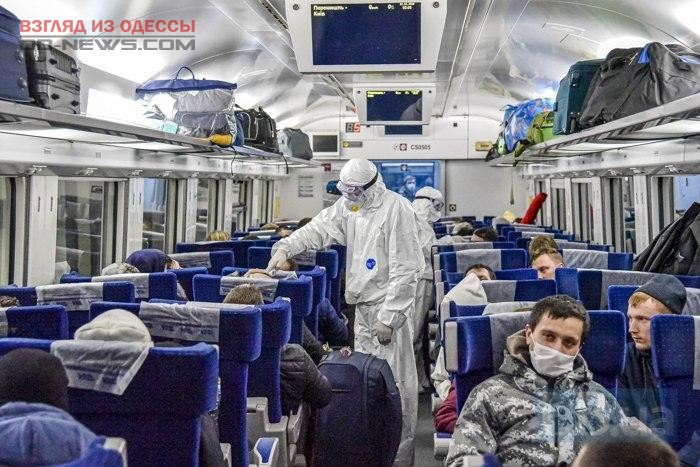 В Украину приехал эвакуационный поезд из Польши.