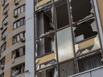 Атаки окупантів на Одесу: постраждало близько 300 квартир