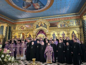 В Одеському Спасо-Преображенському соборі УПЦ тривають молитви за мир в Україні