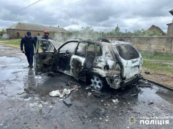 Житель Одеської області через помсту спалив автомобіль односельчанки