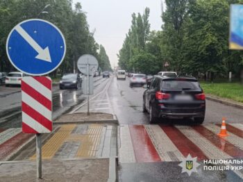 Поліцейські з’ясовують обставини ДТП у Хаджибейському районі Одеси, де постраждав підліток