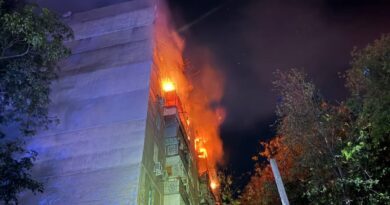 Ворожі ударні дрони атакували Одесу: є загибла та поранені (фото, відео)
