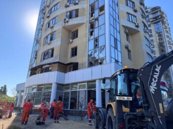 Наслідки обстрілу Одеси: пошкоджено будинки, є постраждалі