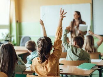 Школи Одеси повертаються до очного навчання з 12 січня