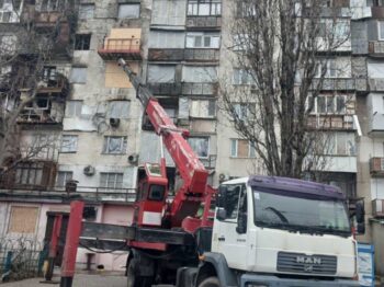 Будинок на Транспортній підготували до експлуатації після ворожої атаки