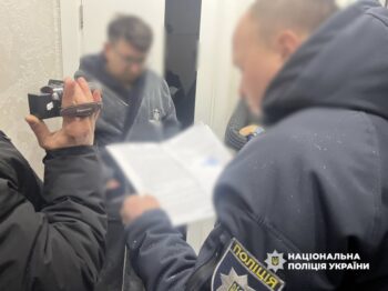 Майже 3,5 млн грн збитків: пацієнтів змушували купувати безкоштовні імпланти