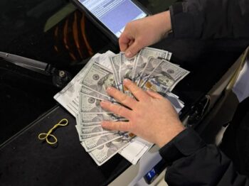 В Одесі двом поліцейським загрожує до 10 років ув’язнення