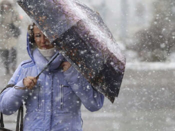 Сніг, дощ і хуртовина: наслідки негоди на Одещині