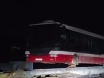 Шість автобусів доставлять до Одеси залізницею