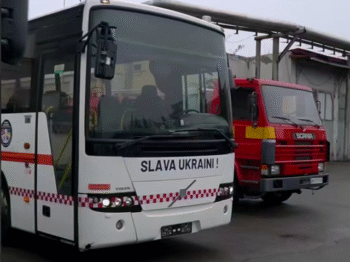 Пожежні авто та автобус: Одесі передали гуманітарну допомогу