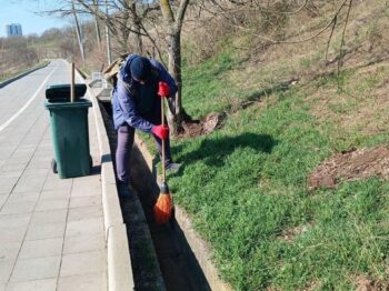 Сміття та забиті стоки: в Одесі перевірили узбережжя від Ланжерону до Фонтану