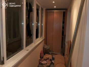 Наслідки нічної атаки на Одещину: пошкоджені будинки, готель та склад