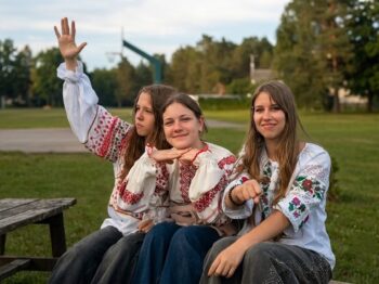 Юні одесити відзначили Івана Купала в Естонії