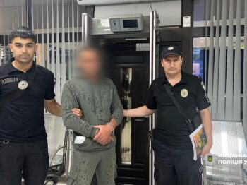 Житель Ізмаїльського району вистрілив у підлітків: є поранена