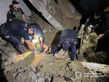 У Березівському районі бетонна плита привалила чоловіка