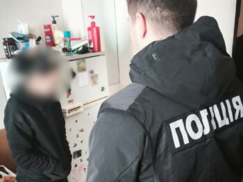 50-річну одеситку обвинувачують у незаконному збуті заборонених речовин