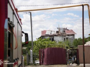 Одещина знову під ворожим ударом: пошкоджено будинки, є жертва