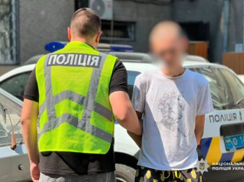 В Одесі затримали двох вуличних грабіжників, які нападали на жінок